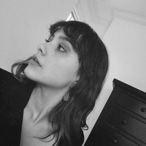 Meet your Posher, Madeline